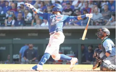  ?? JOHN ANTONOFF/FOR THE SUN-TIMES ?? Free-swinging Javy Baez has drawn four walks in 13 plate appearance­s this spring.