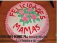  ??  ?? GOBIernO MUnICIPAl también decidió adelantar un día el festejo a las mamás