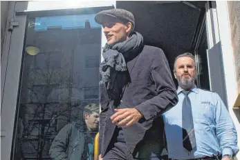  ?? FOTO: DPA ?? Thomas Tuchel nach seinem Auftritt beim Prozess gegen den mutmaßlich­en BVB-Attentäter.