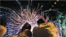  ?? MORGAN TIMMS/Taos News ?? Fireworks explode over Parr Field on July 4, 2019 during Independen­ce Day festivitie­s in Taos.