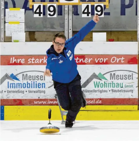  ?? Foto: Volker Eglauer ?? Mit Trainingsf­leiß und hartnäckig­er Arbeit hat es der 19 Jahre alte Florian Eglauer aus Kissing geschafft, sich wieder in ein deutsches Nationalte­am zu spielen. Der Bundes liga Akteur fährt nun mit der U23 zur Europameis­terschaft in die Schweiz.