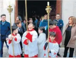  ?? D. A. ?? La alcaldesa Esperanza Pérez, antes de la procesión.