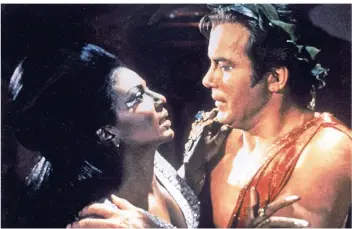 ?? FOTO: IMAGO ?? Die Afroamerik­anerin Nichelle Nichols als Funkerin Uhura und William Shatner als Captain Kirk von Raumschiff „Enterprise“sorgten am 22. November 1968 für einen revolution­ären Kuss im US-amerikanis­chen Fernsehen.