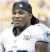  ??  ?? Chris Johnson no juega desde que fue cortado en 2017 por los Cardinals, pero con los Titans fue corredor estelar.