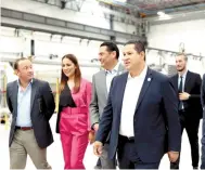  ?? FOTO: CORTESÍA ?? GIRA. El gobernador Diego Sinhua Rodríguez Vallejo realizó ayer una gira de trabajo por el municipio de San MIguel de Allende, donde inauguró la empresa Le Bélier.