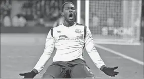  ??  ?? Romelu Lukaku van Everton scoorde het tweede doelpunt voor zijn team. (Foto:Goal)