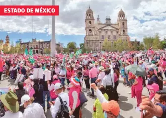  ?? JOSÉ LUIS TAPIA /EL SOL DE TAMPICO ?? PRESIDENTE DE MORENA
La concentrac­ión ciudadana en Toluca
Obrador,