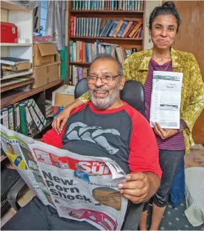  ?? Photo: Leon Lord ?? Dewan Chand and his daughter, Prameeta, also a regular letter writer, at their home in Namadi Heights.