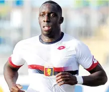  ??  ?? Issa Cissokho, 30 anni, il difensore ha messo in fila 13 presenze col Genoa