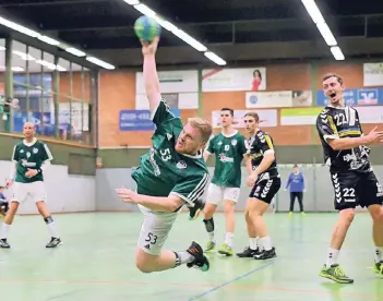  ?? FOTO: PRÜMEN ?? Marvin Rassmann vom TV Vorst erzielte sechs Tore im Derby gegen Königshof II.