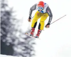  ?? FOTO: DPA ?? Eine Saison zum Vergessen: Skicrosser Daniel Bohnacker hat sich das vordere Kreuzband im rechten Knie gerissen.