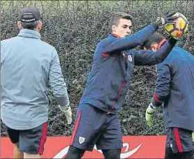  ?? FOTO: EFE ?? Halagos Mikel Merino reconoce las soberbias cualidades de Kepa