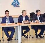  ??  ?? Los presidente­s del CCE, cámaras y el sindicato patronal hicieron la presentaci­ón de la Comisión