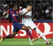  ?? (Photo AFP) ?? Critiqué après le match aller, Kylian Mbappé a inscrit un doublé hier à Barcelone.