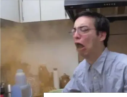  ?? FOTO RR ?? Cinnamon Challenge.