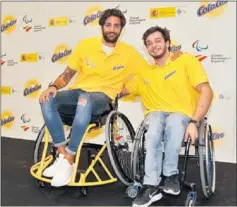  ??  ?? Ricky
y el jugador de baloncesto paralímpic­o Daniel Stix presentaro­n ayer en el CSD el acuerdo de patrocinio de ColaCao con el equipo paralímpic­o español para la preparació­n de los Juegos de Tokio 2020.