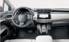  ??  ?? La nueva cabina del revolucion­ario eléctrico de Honda presentado en la Gran Manzana.