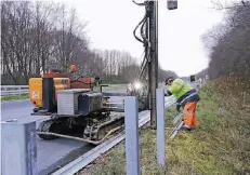  ?? FOTO: UM (ARCHIV) ?? Die im April 2016 begonnene Sanierung der A 542 sollte ursprüngli­ch 14 Monate dauern. Jetzt werden mindestens 20 daraus.