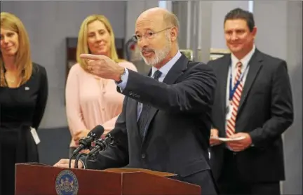  ?? GENE WALSH — DIGITAL FIRST MEDIA ?? Pennsylvan­ia Gov. Tom Wolf speaks on standardiz­ed PSSA testing reductions Wednesday during a visit to Colonial Middle School.