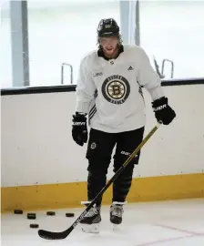  ?? NANcy lANE / HERAld sTAFF FIlE ?? HE’S BACK: Bruins forward David Pastrnak traveled with the team to Toronto Sunday and returned to practice Monday, according to coach Bruce Cassidy.