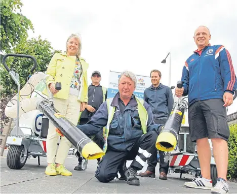  ??  ?? TWO high-tech electric vacuums cleaners will take to the streets of Dundee for a year-long trial of green street sweeping.
The Glutton Electric Vacuums suck up litter usually collected by barrow and brush, and will be used in the city centre and...