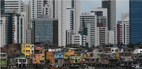  ?? AFP/ NELSON ALMEIDA ?? General view of the Brasilia Teimosa favela in Recife, Pernambuco, northeast of Brazil, on September 10, 2022.