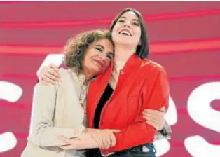  ?? // EFE ?? Diana Morant se abraza a María Jesús Montero, ayer en Castellón