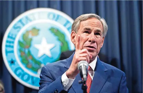  ??  ?? EL GOBERNADOR de texas, Greg abbott, habla durante una conferenci­a de prensa el jueves 17 de septiembre de 2020, en austin, texas