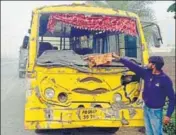  ?? SAMEER SEHGAL/HT ?? The school bus that was involved in the accident after the collision on Rajasansi Road in Amritsar on Monday.