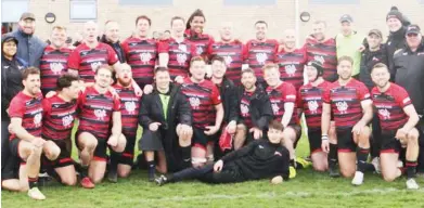  ?? ?? Champions: Blackheath celebrate after last week’s win at Westcliff