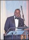  ?? CONTRIBUTE­D BY KIMBERLY EVANS ?? Mayor Kasim Reed at the 2017 Swan House Ball.