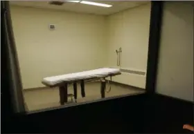  ?? KIICHIRO SATO — THE ASSOCIATED PRESS FILE ?? This Nov. 2005 file photo shows the death chamber at the Southern Ohio Correction­s Facility in Lucasville, Ohio.