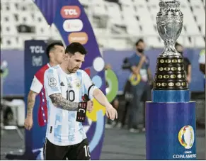  ?? FOTO: AP ?? Leo Messi, capitán del Barça y de la selección de Argentina