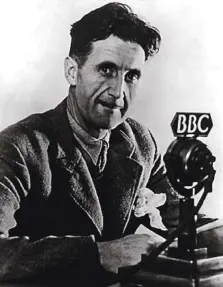  ?? ARCHIVO ?? George Orwell trabajando para la BBC en una imagen de 1945