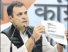  ?? SONU MEHTA/HT PHOTO ?? Congress chief Rahul Gandhi addressed a special press conference on Rafale deal issue in New Delhi on Tuesday.