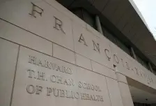  ?? NANCY LANE / HERALD STAFF FILE ?? ‘ONE GOVERNMENT APPROACH’: Former Bay State health commission­er Dr. Howard Koh, a professor at Harvard’s T.H. Chan School of Public Health, says we have to make the public health system ‘much stronger going forward.’