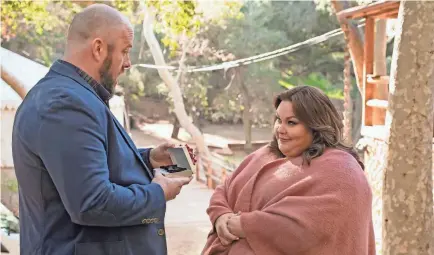  ??  ?? Chrissy Metz’s Kate married Toby (Chris Sullivan) in the Season 2 finale of “This Is Us.” Metz’s book is out now.