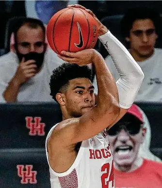  ?? Jon Shapley / Staff photograph­er ?? UH guard Quentin Grimes has stepped up in plenty of big situations for the Cougars this season.