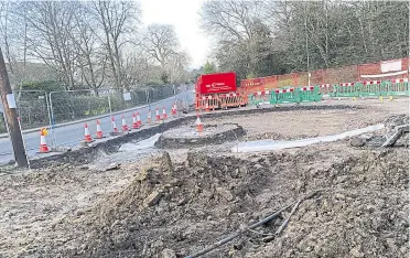  ?? Picture: Sue Ferguson ?? Work has started on the new roundabout at the junction of Beacon Oak Road and the A28 between Ashford and Tenterden