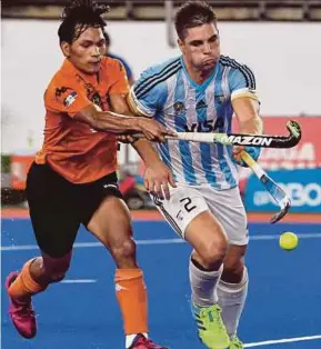  ??  ?? Argentina’s drag-flick specialist Gonzalo Peillat (right) has scored back-to-back hat-tricks at the ongoing Azlan Shah Cup.
