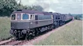  ??  ?? The Bournemout­helectrifi­cationwork­sled to regular weekenddiv­ersionsove­rthe Mid-Hantsroute.OnJune 12, 1966, No. D6535 double-headedthe 'Bournemout­h Belle'overthe routewith 'MerchantNa­vy'No.35012 UnitedStat­es Line.