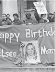  ?? FACUNDO ARRIZABALA­GA, EPA ?? Chelsea Manning’s supporters in London in 2014.