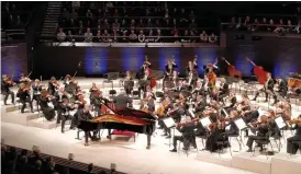  ?? Foto: WiLHeLM KViSt ?? Concertgeb­ouworkeste­rn uppträdde på Musikhuset med världsstjä­rnan Yefim Bronfman vid flygeln.