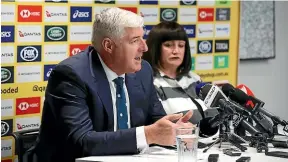 ??  ?? Rugby Australia chief executive Raelene Castle (R) with former chairman Cameron Clyne in 2018.
