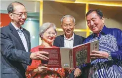  ?? AMIRUL SYAFIQ MOHD DIN/THESUN ?? From left: Koh, Tan, Lee and Ong at the launch of the third book on Siew Sin’s ancestral home yesterday.