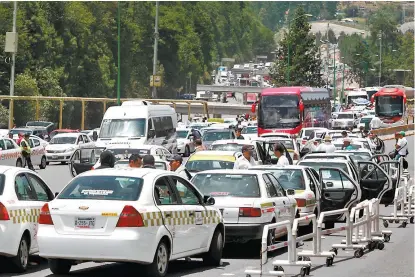  ??  ?? Las rutas con mayor violencia se encuentran en Naucalpan, Tlalnepant­la y Nezahualcó­yotl.