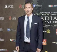  ??  ?? L’ex capitano gialloross­o Francesco Totti