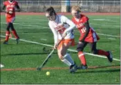  ?? THOMAS NASH - DIGITAL FIRST MEDIA ?? Perkiomen Valley’s Katie Wuerstle (28) dribbles the ball upfield while Wilson’s Geena Strobel (18) gives chase.