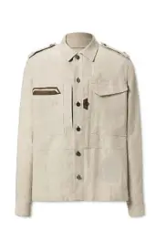  ??  ?? SEASE
The Endurance 3.0 field jacket in laminated linen / € 1,170