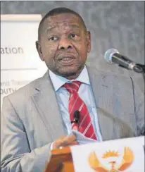  ??  ?? Nsfas chairman Sizwe Nxasana (left) and Minister of Higher Education and Training Dr Blade Nzimande (right), address donors involved in the ISFAP public-private partnershi­p. Attendees at the ISFAP donor breakfast (below).